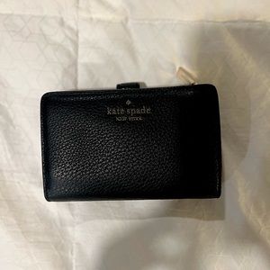 NWT Kate Spade Wallet